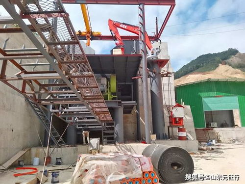 固定式液压碎石机在江西赣州砂岩露天开采场顺利投入使用